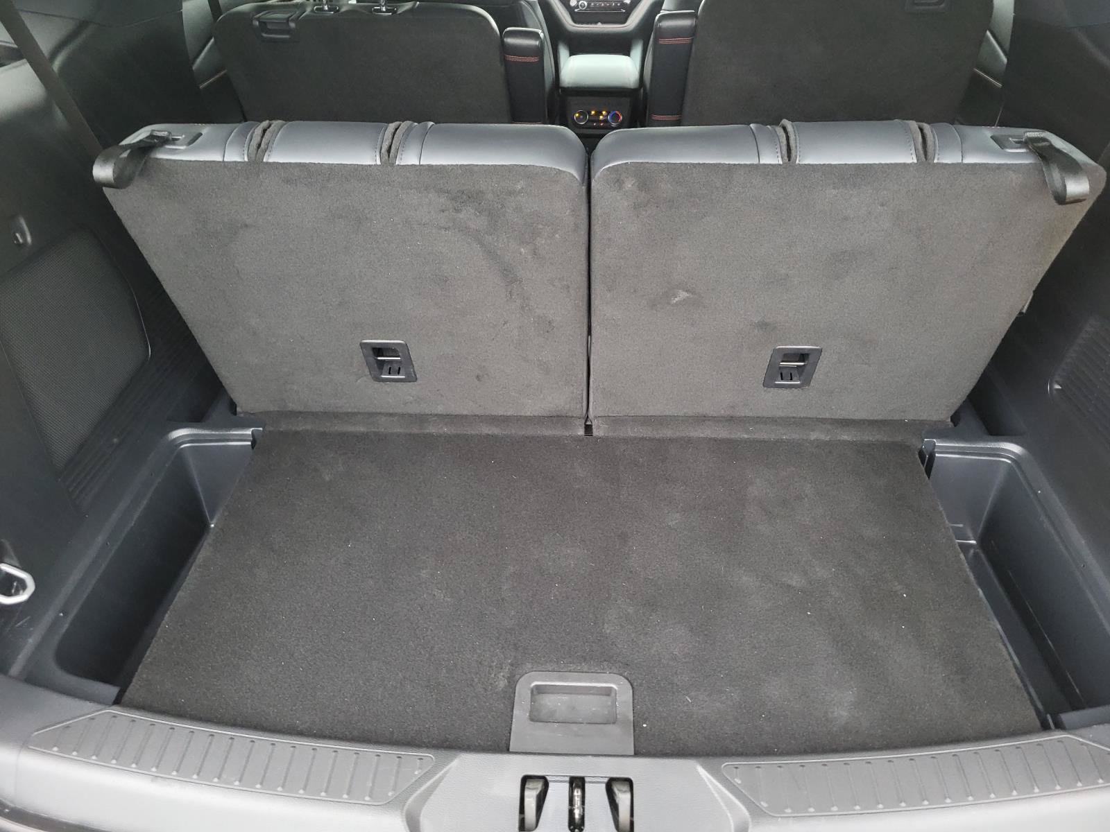 Used 2025 Ford Explorer ST AWD/4WD image 9
