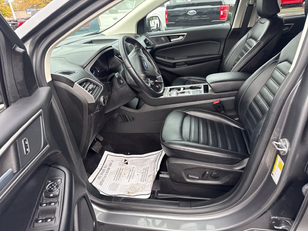 Used 2023 Ford Edge SEL w/ Convenience Package AWD/4WD image 24