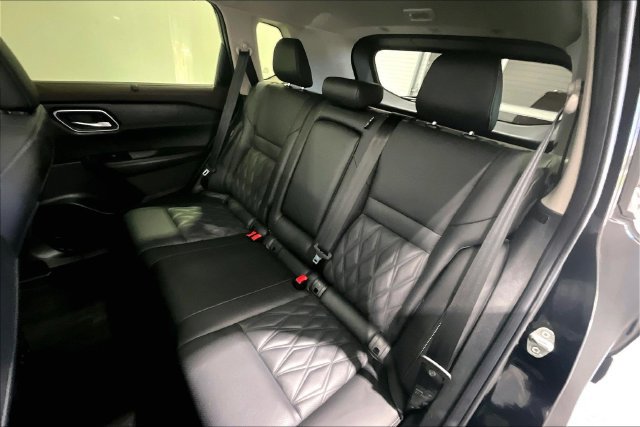 Used 2023 Nissan Rogue Platinum AWD/4WD image 28