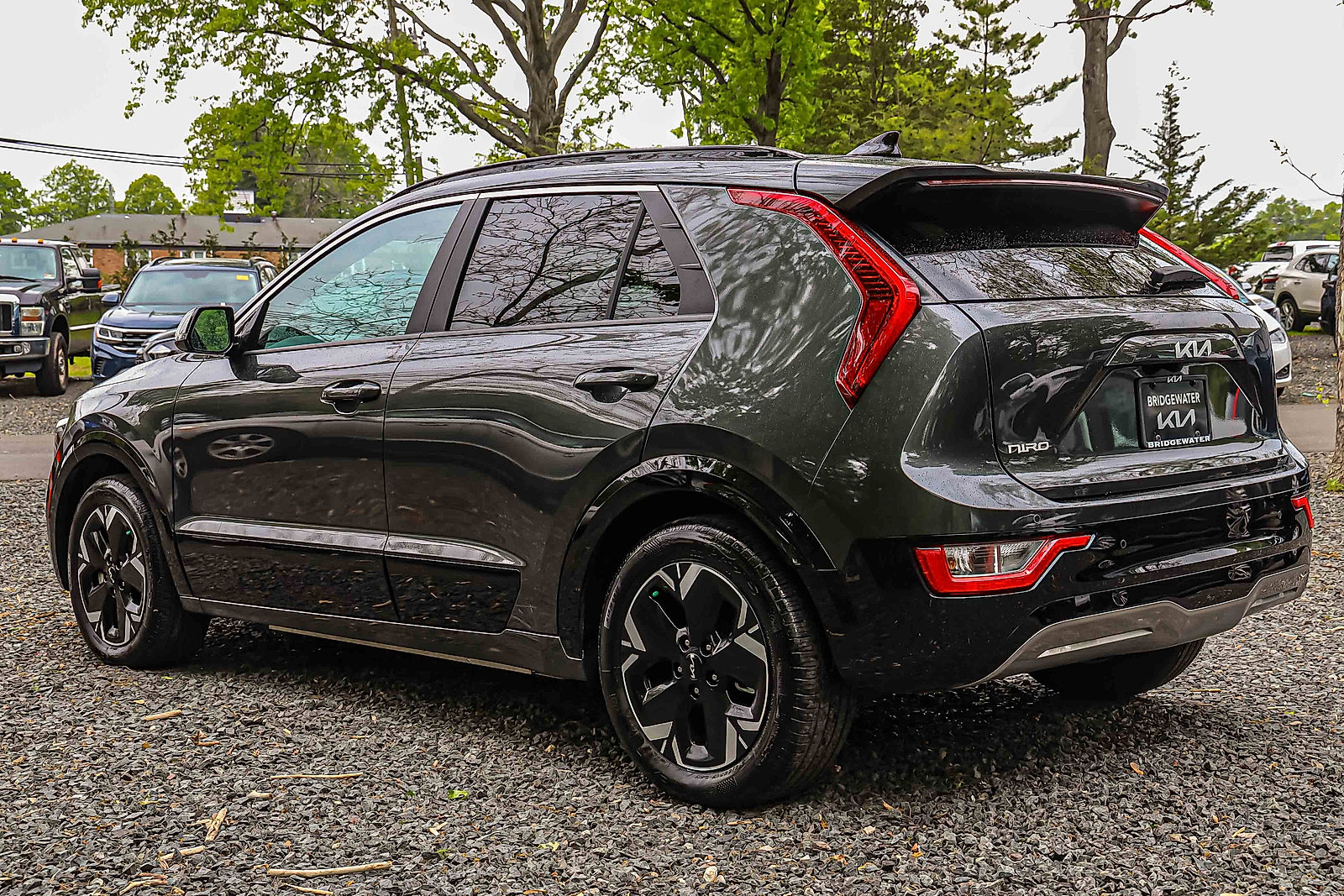 Certified 2025 Kia Niro Wind w/ Wind Preserve Package FWD image 4