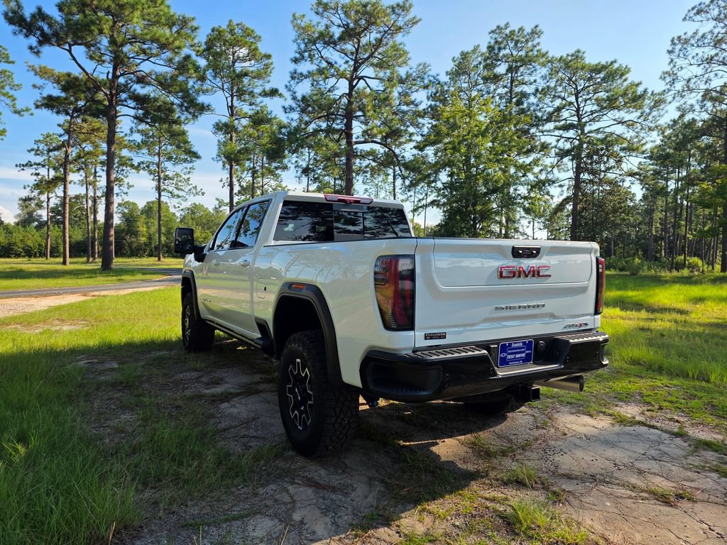 Used 2026 GMC Sierra 2500 AT4X AWD/4WD image 3