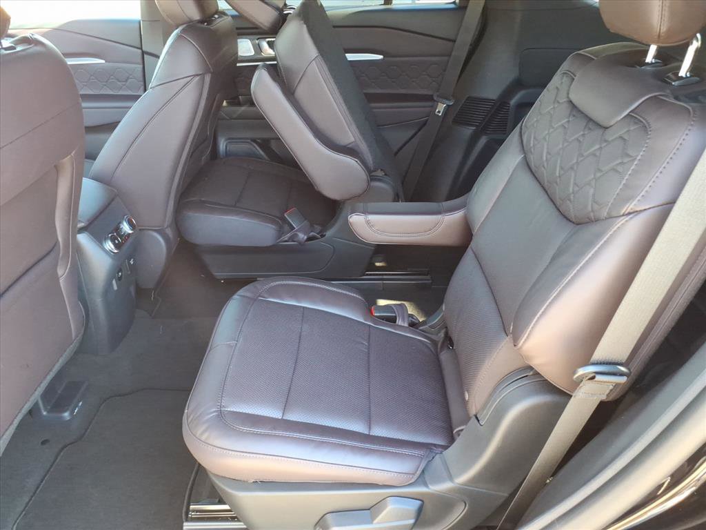 New 2025 Ford Explorer Platinum image 6