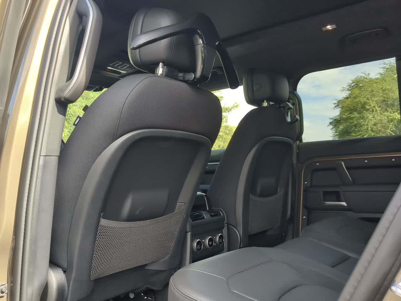 New 2026 Land Rover Defender 110 X AWD/4WD image 19