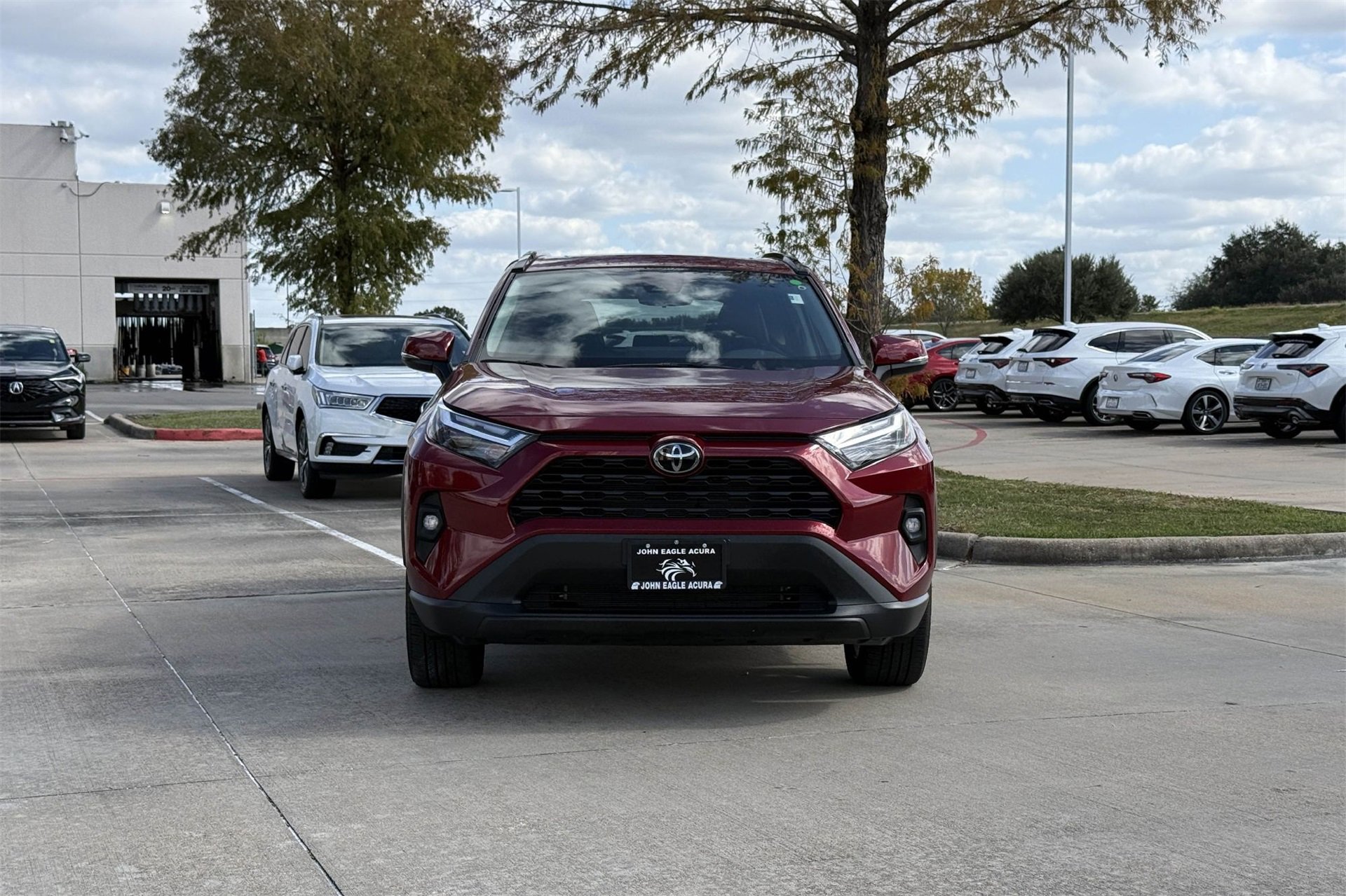 Used 2025 Toyota RAV4 XLE Premium image 6