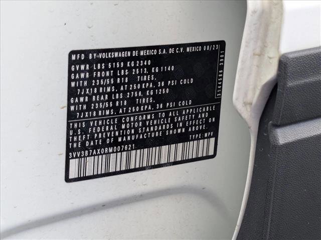 Used 2024 Volkswagen Tiguan SE FWD image 18