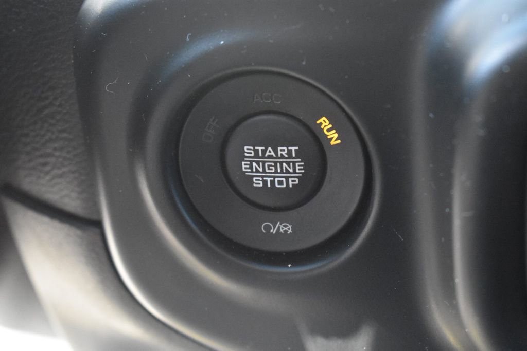 Used 2021 Jeep Wrangler Unlimited Sahara AWD/4WD image 27