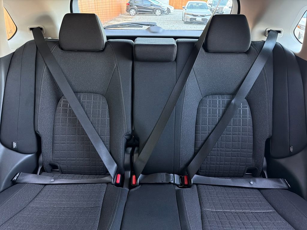 Used 2025 Honda HR-V LX image 28