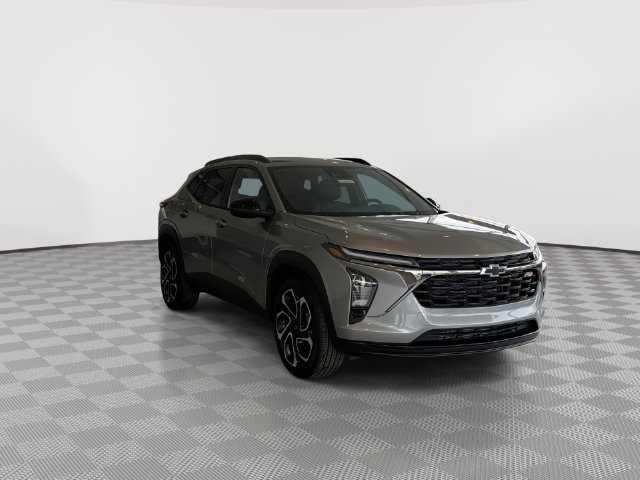 New 2026 Chevrolet Trax RS w/ Driver Confidence Package FWD image 2