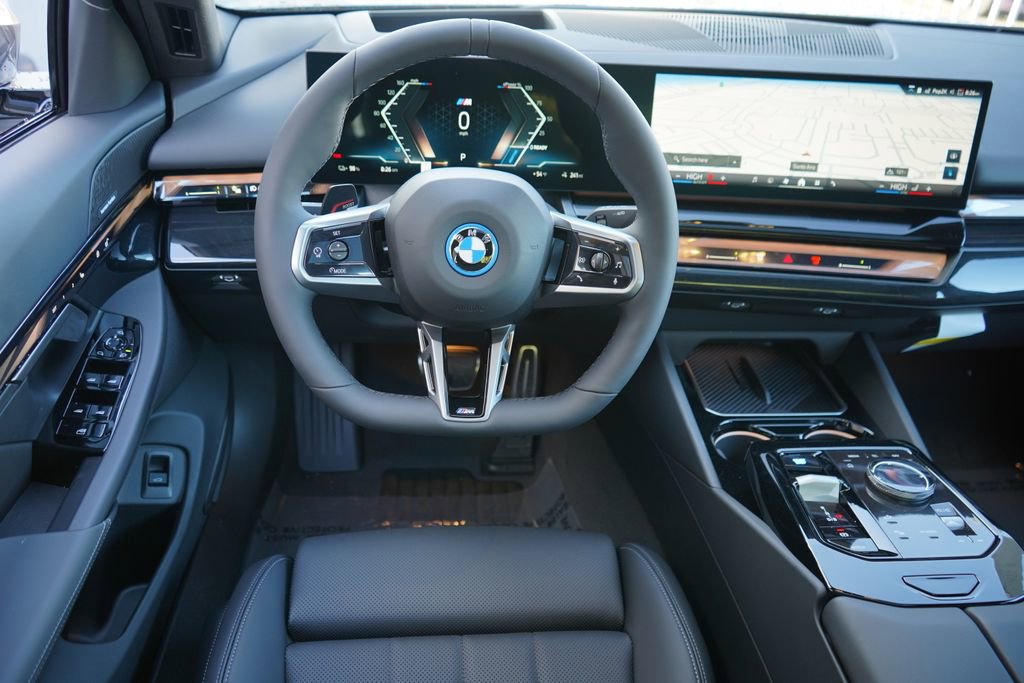 New 2026 BMW i5 eDrive40 w/ M Sport Package image 16
