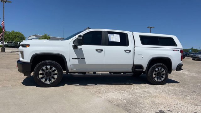 Used 2021 Chevrolet Silverado 2500 Custom w/ Custom Value Package AWD/4WD image 5