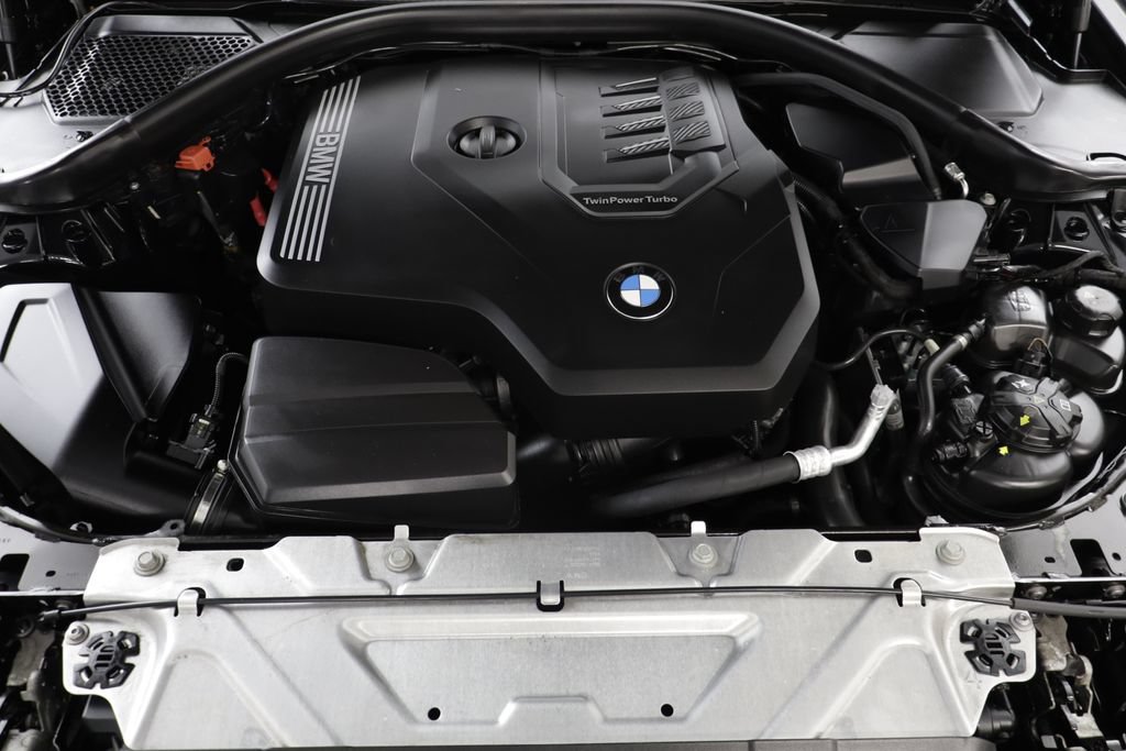 Used 2023 BMW 330i xDrive Sedan w/ Premium Package AWD/4WD image 23