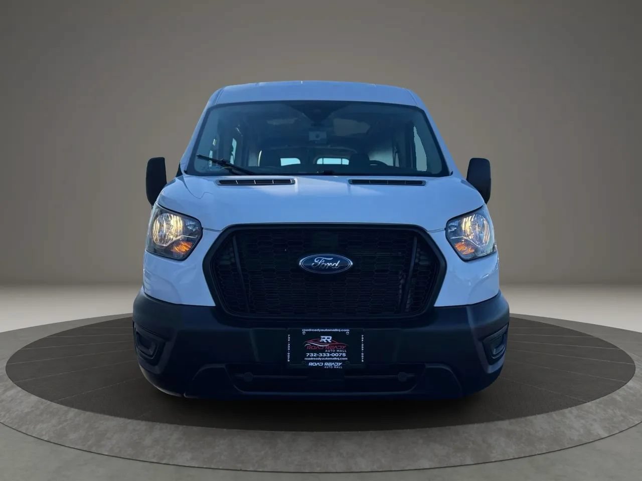Used 2023 Ford Transit 250 Medium Roof w/ Load Area Protection Package RWD image 3
