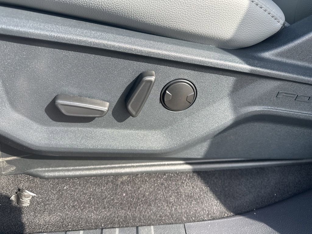 New 2025 Ford F150 Lightning Flash image 18