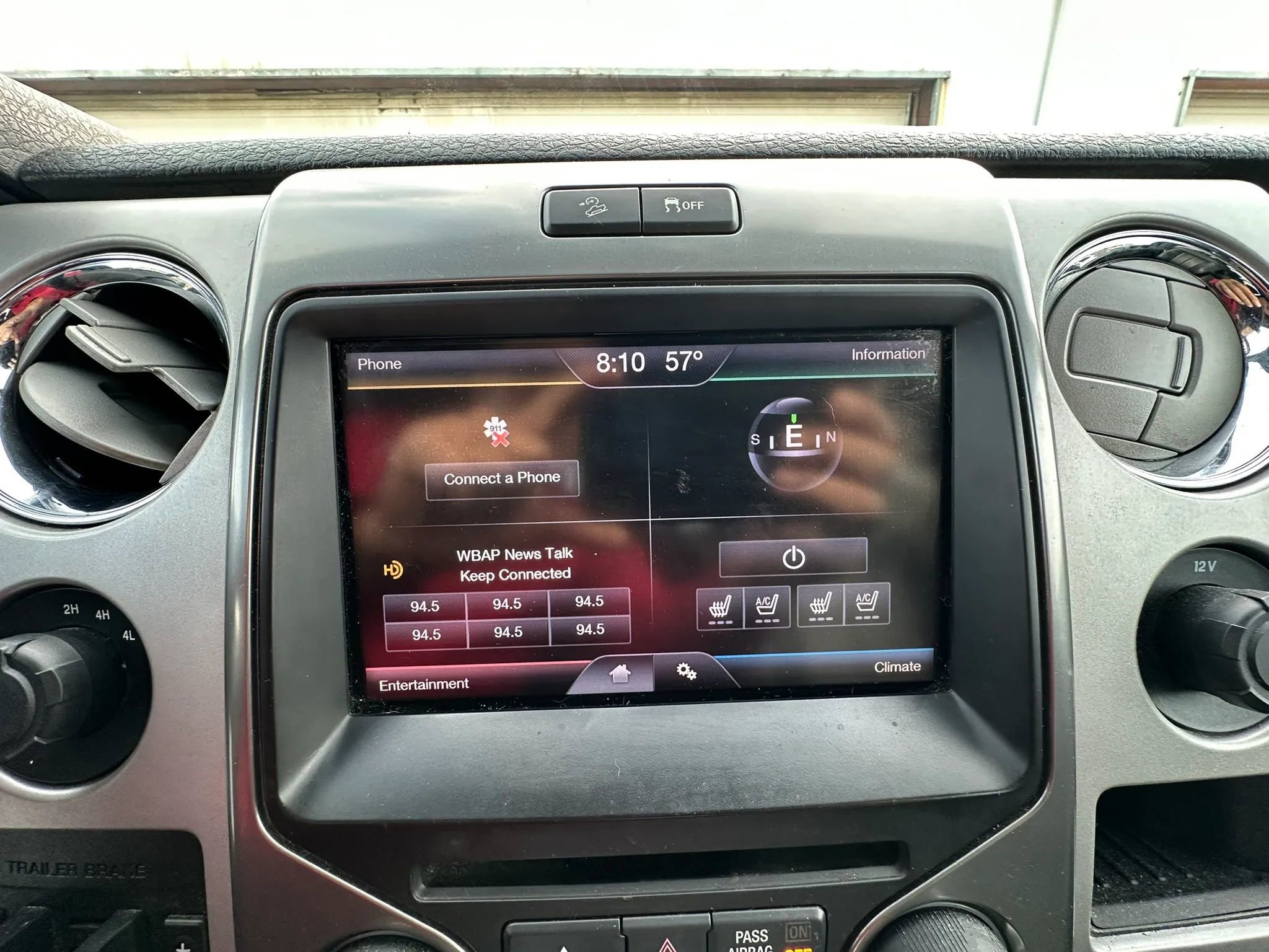 Used 2013 Ford F150 FX4 w/ Luxury Equipment Group AWD/4WD image 24
