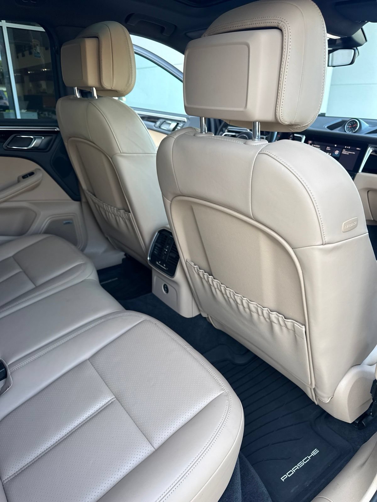 Used 2019 Porsche Macan S AWD/4WD image 22