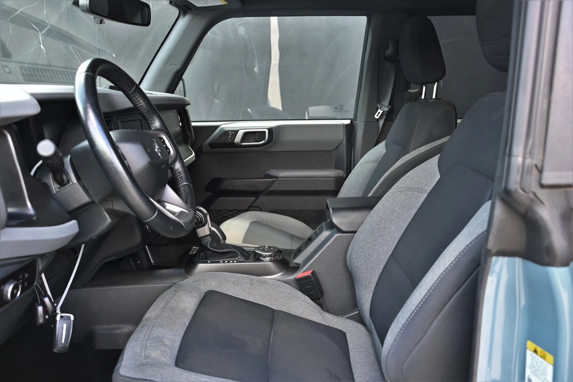 Used 2023 Ford Bronco Big Bend w/ Sasquatch Package AWD/4WD image 23