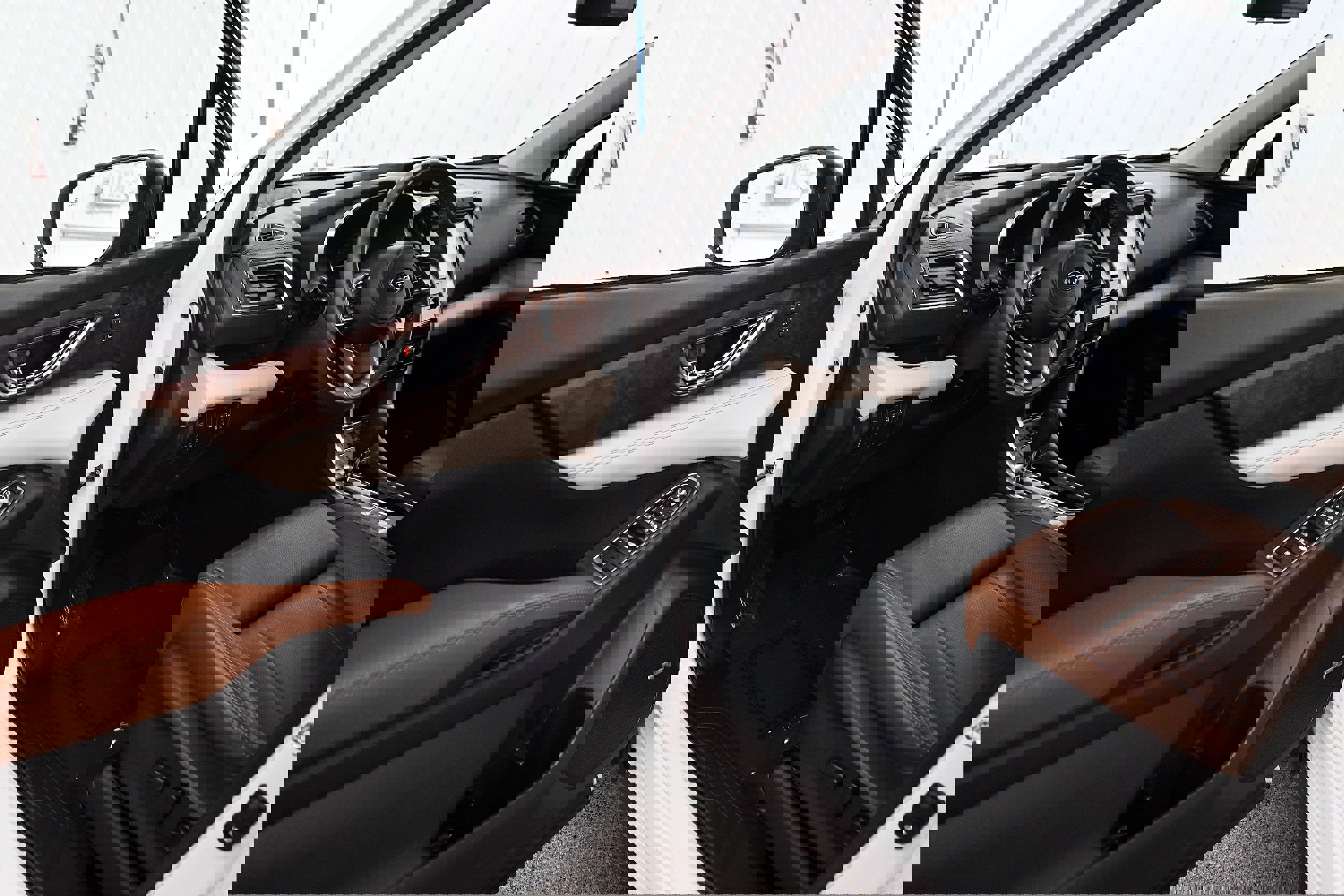 Used 2019 Subaru Ascent Touring image 4