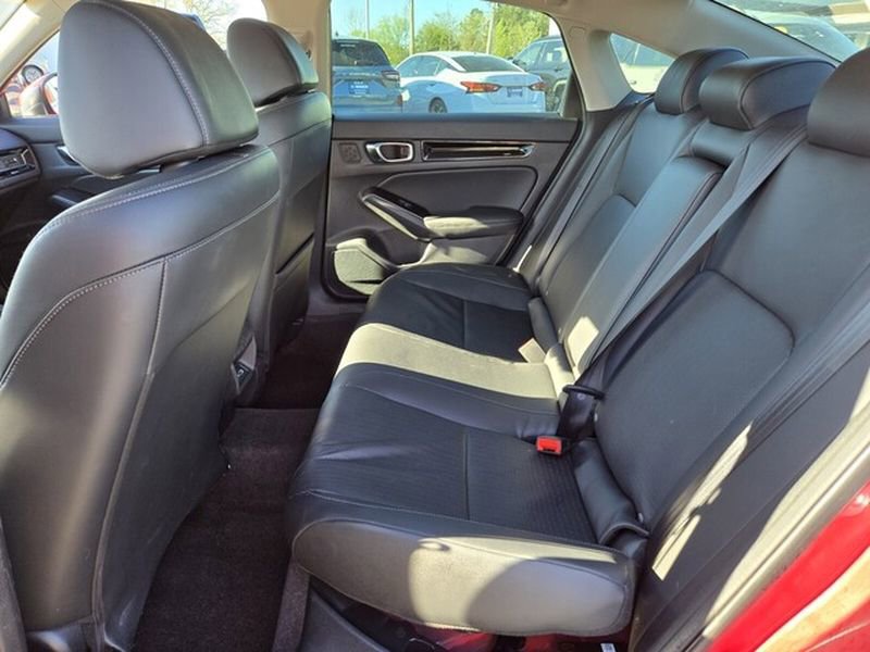 Used 2022 Honda Civic Touring image 12