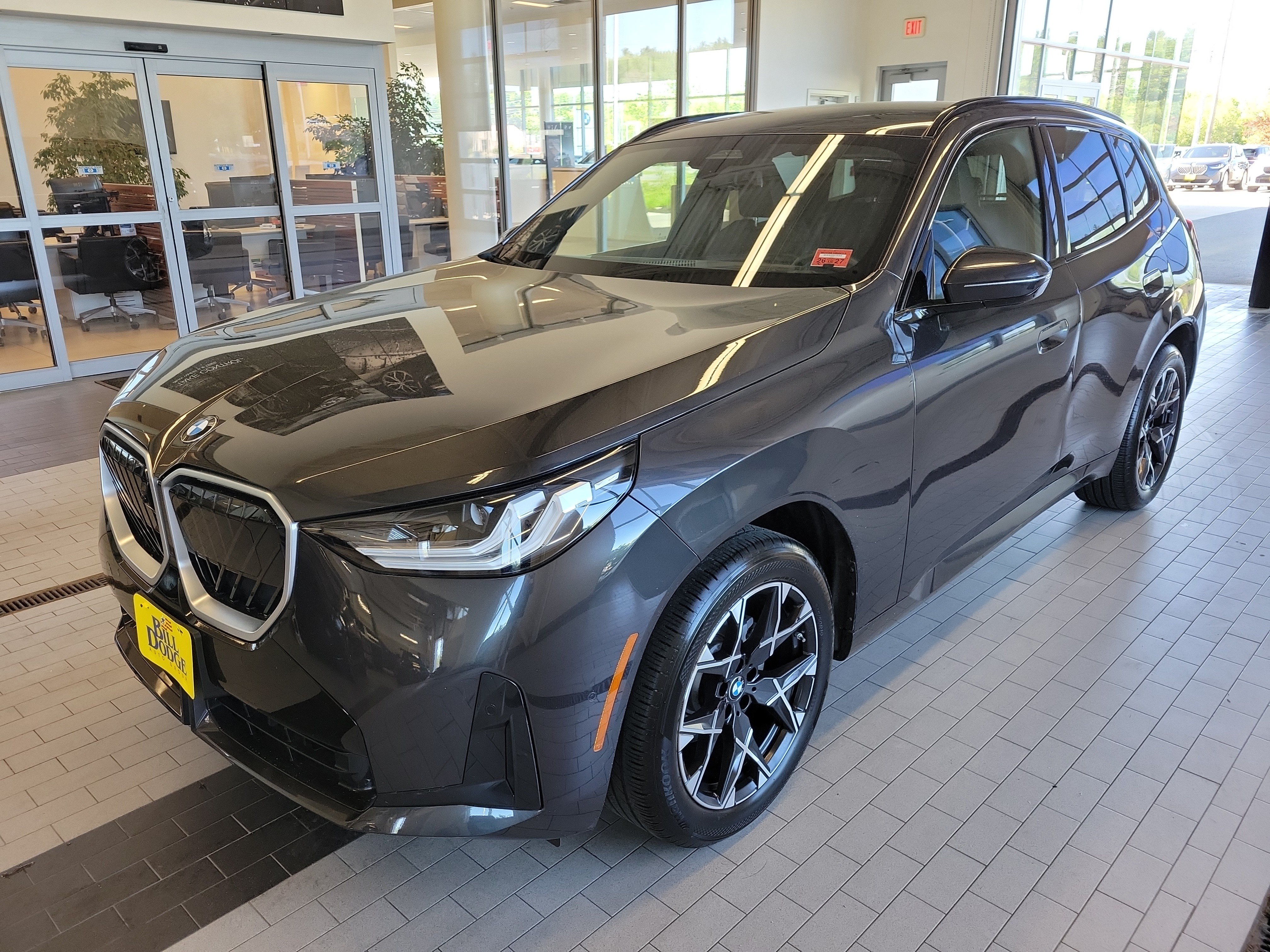 Used 2025 BMW X3 xDrive30i w/ Premium Package AWD/4WD image 1