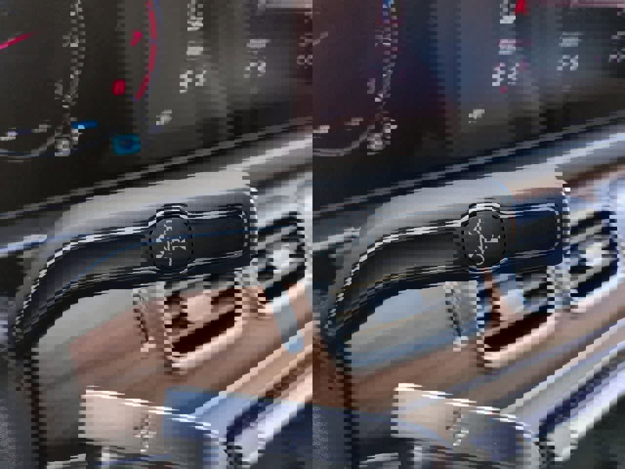 Used 2024 Mercedes-Benz GLE 350 4MATIC image 33