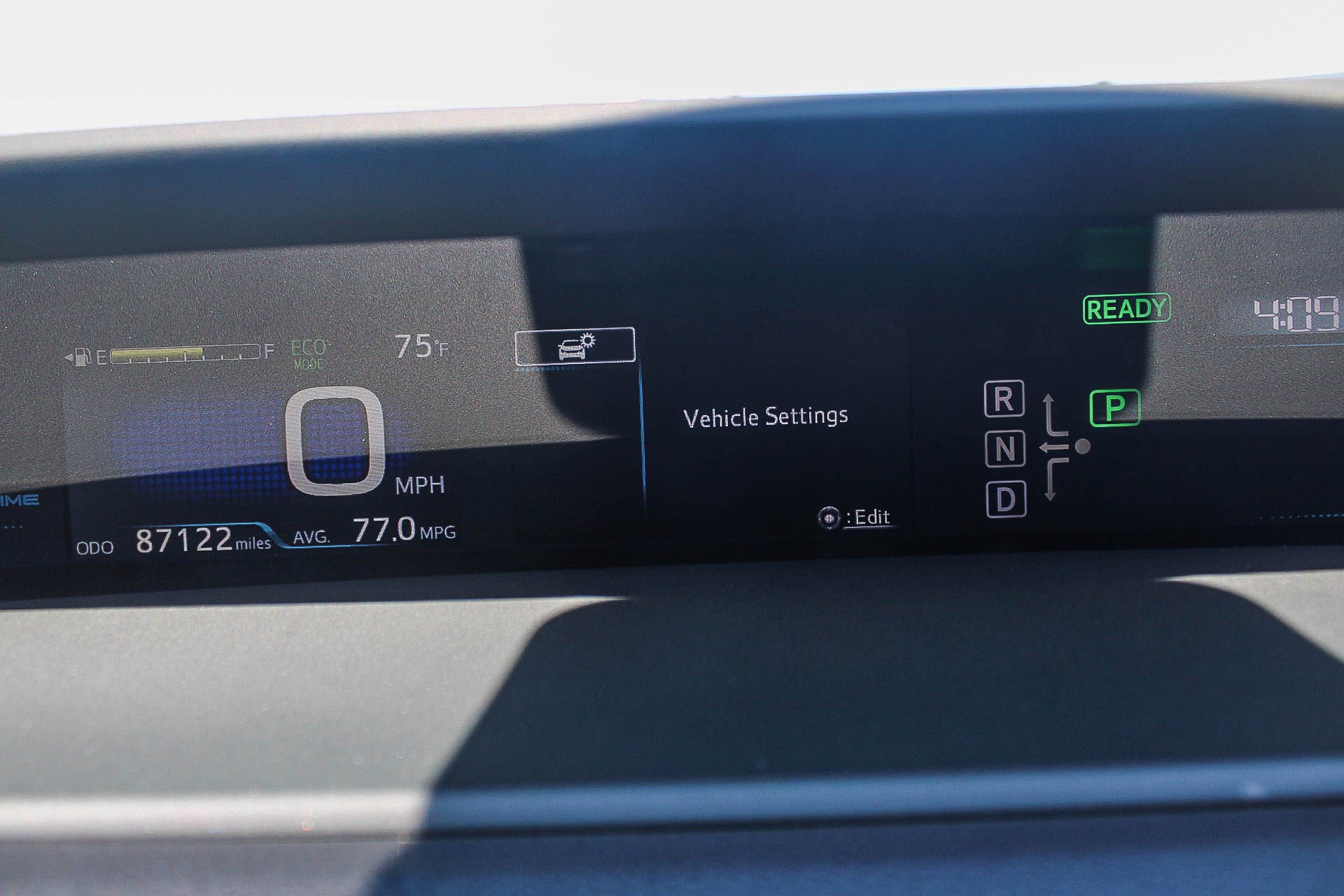 Certified 2017 Toyota Prius Prime Premium FWD image 24