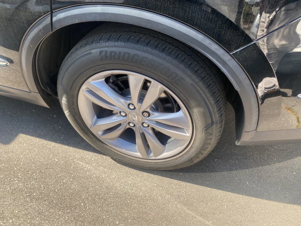 Used 2023 Acura MDX SH-AWD image 12