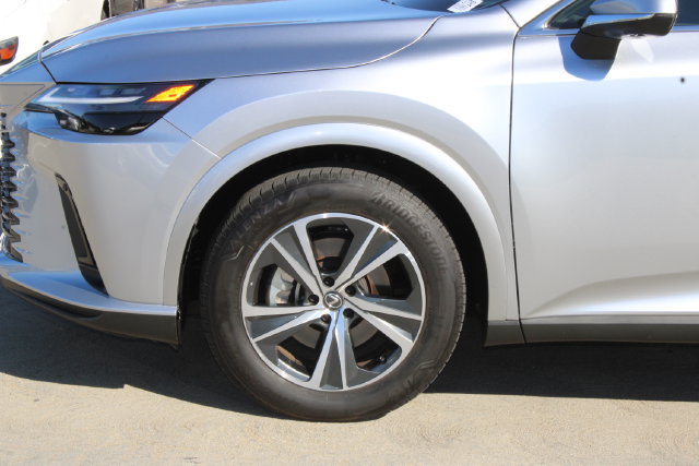 Certified 2025 Lexus RX 350 FWD image 4