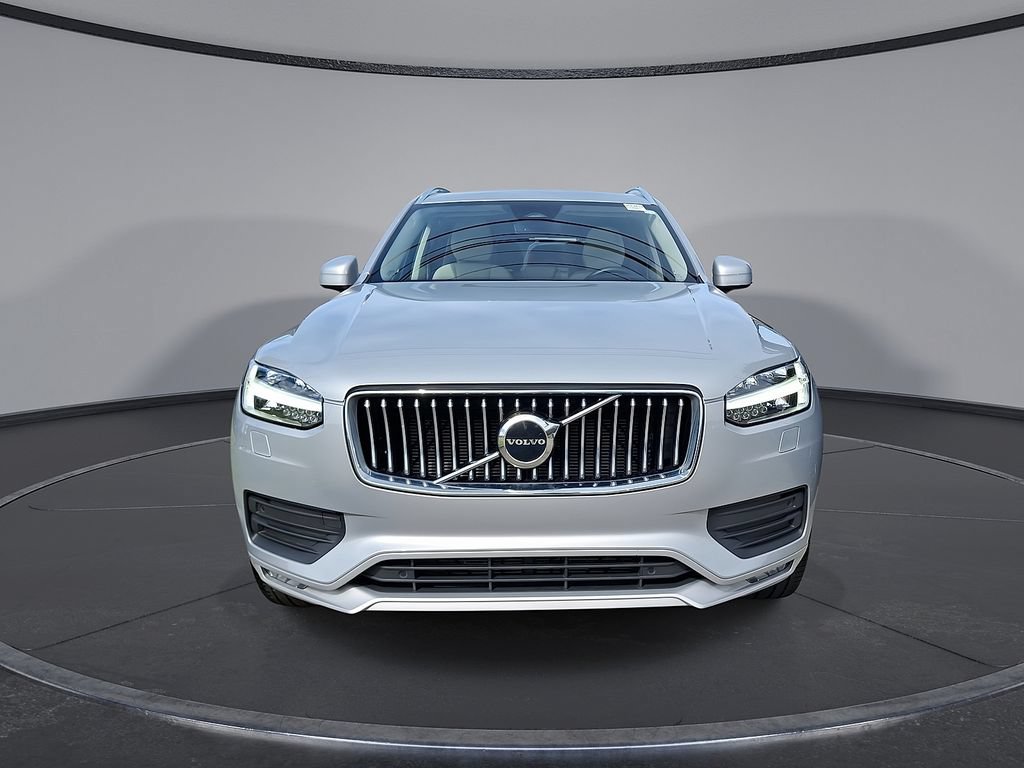 Used 2023 Volvo XC90 B5 Core w/ Protection Package Premier AWD/4WD image 3