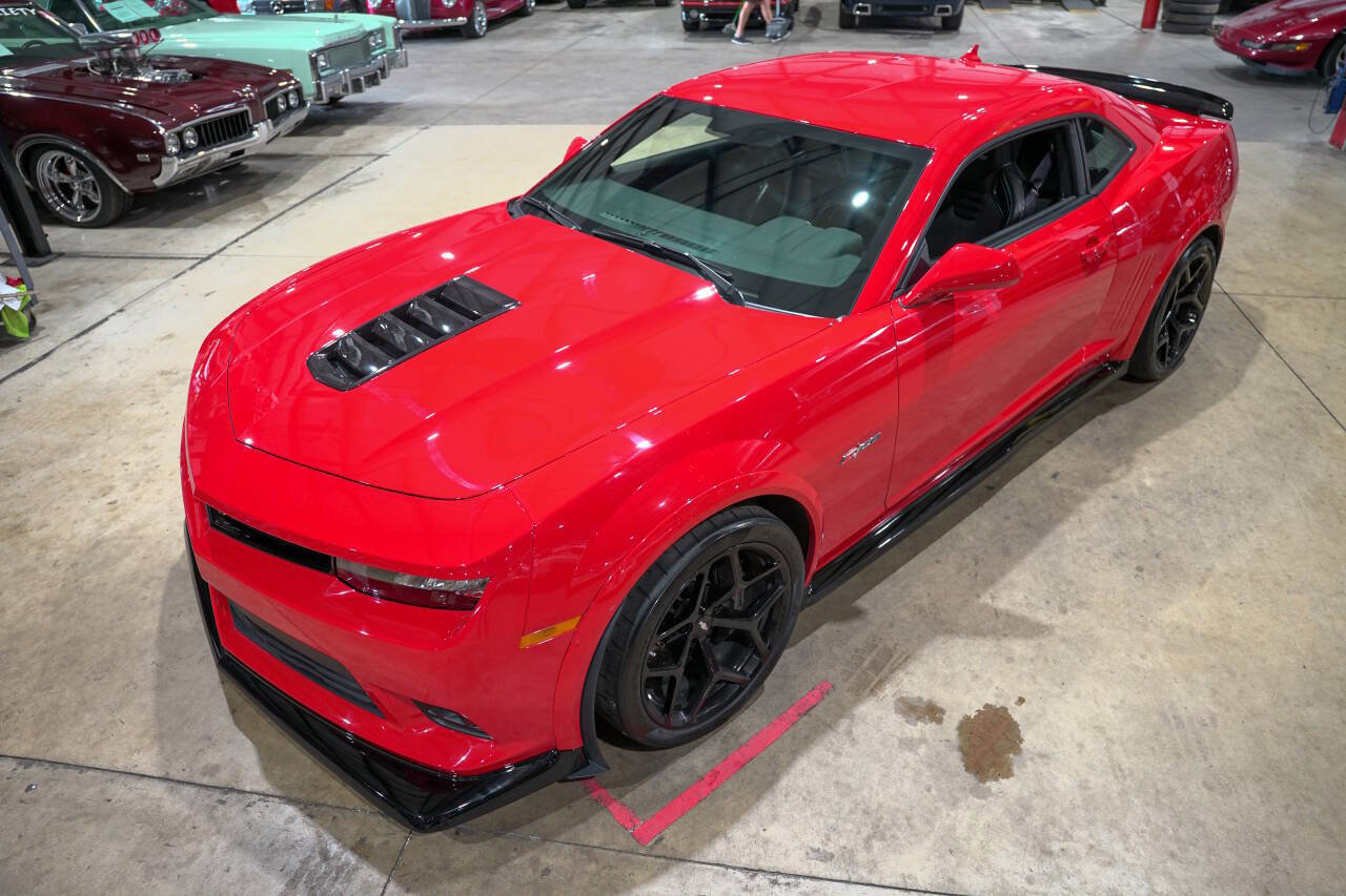 Used 2014 Chevrolet Camaro Z/28 RWD image 15