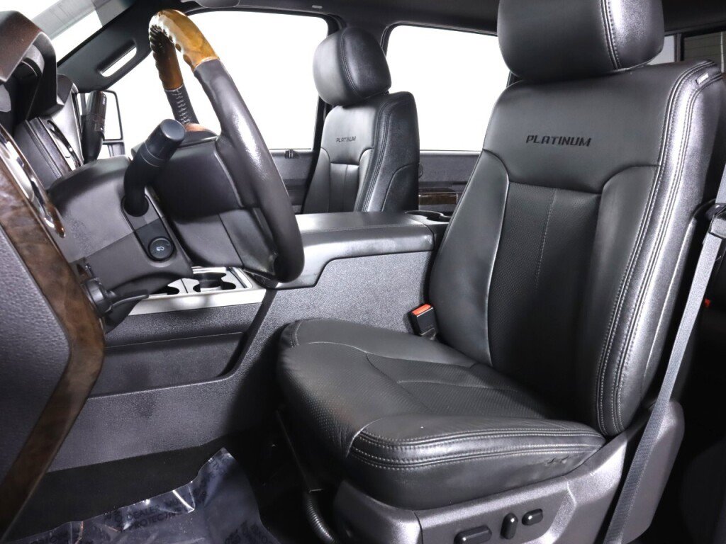 Used 2016 Ford F350 Platinum w/ Platinum Package AWD/4WD image 34