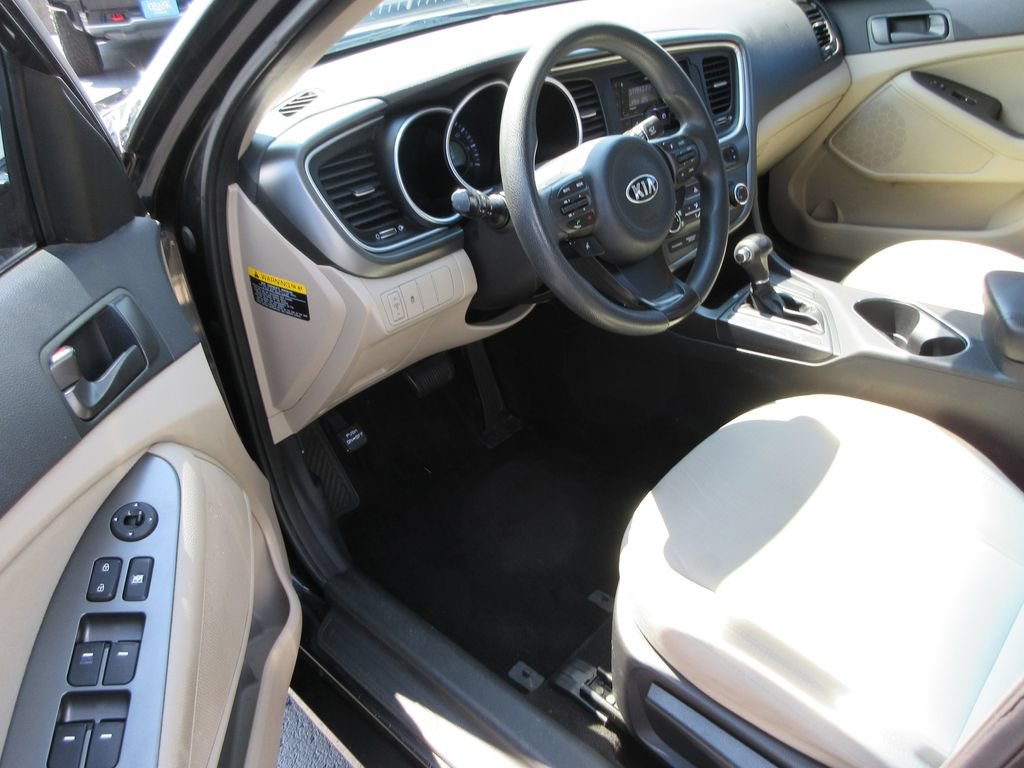 Used 2015 Kia Optima LX FWD image 10