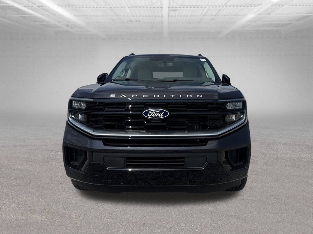 New 2027 Ford Expedition Platinum w/ Platinum Ultimate Package AWD/4WD image 2
