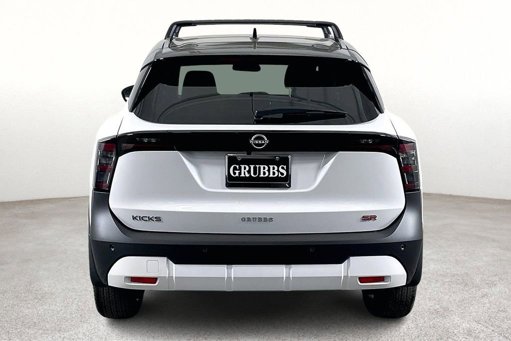 New 2026 Nissan Kicks SR w/ SR Premium Package image 7