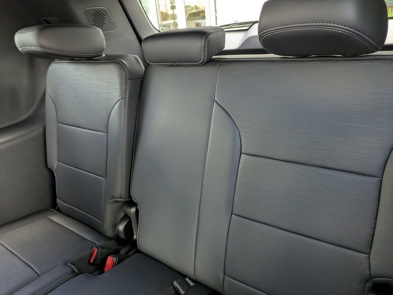 New 2026 Buick Enclave Sport Touring w/ Power Package image 17