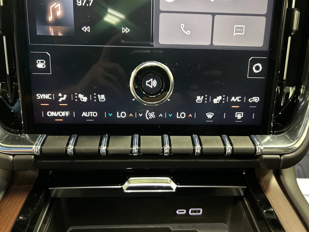 New 2026 GMC Yukon XL Denali w/ Advanced Technology Package AWD/4WD image 17