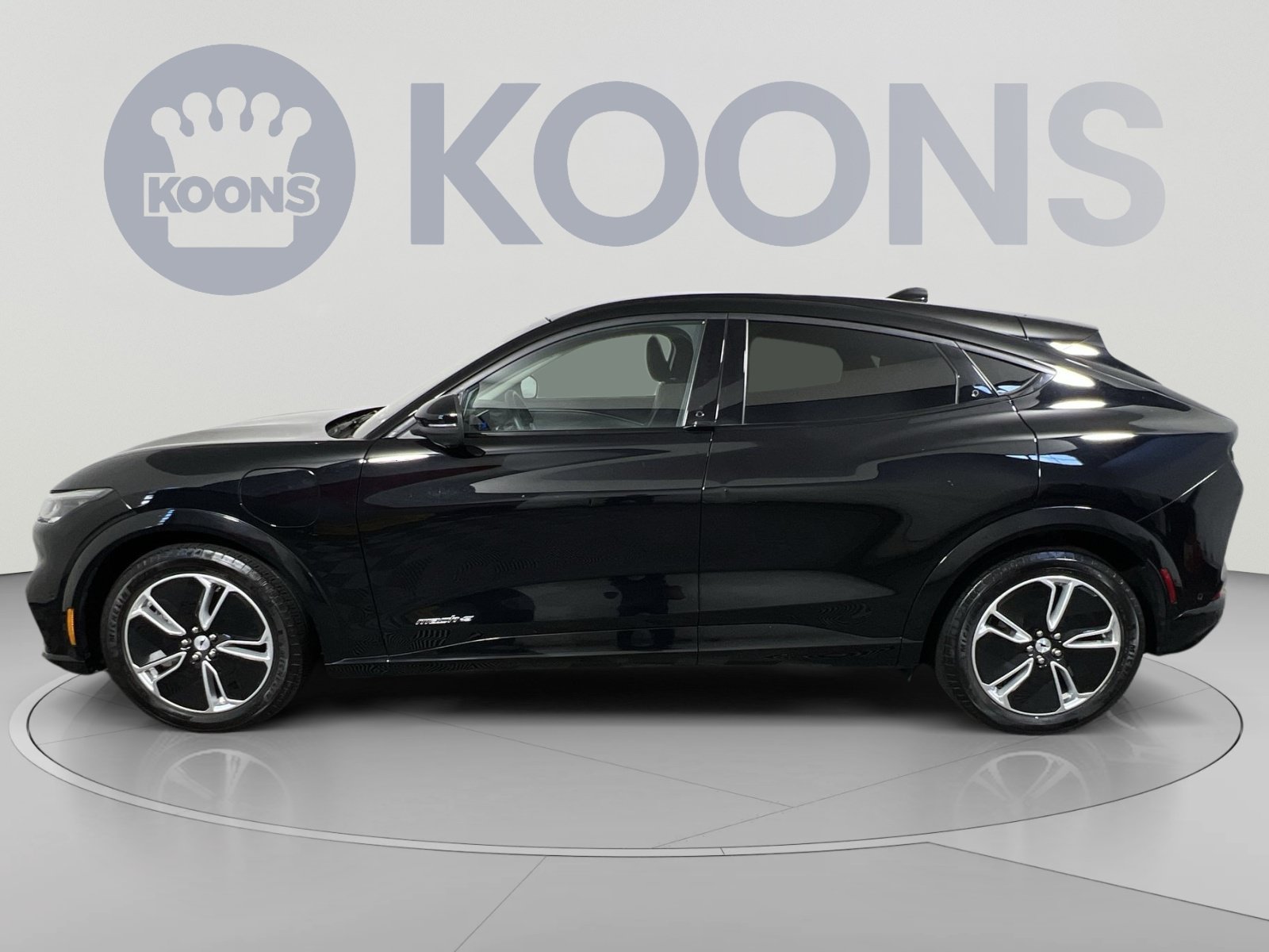 Used 2023 Ford Mustang Mach-E Premium RWD image 2
