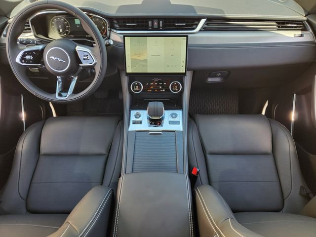 Used 2026 Jaguar F-PACE R-Dynamic S image 25