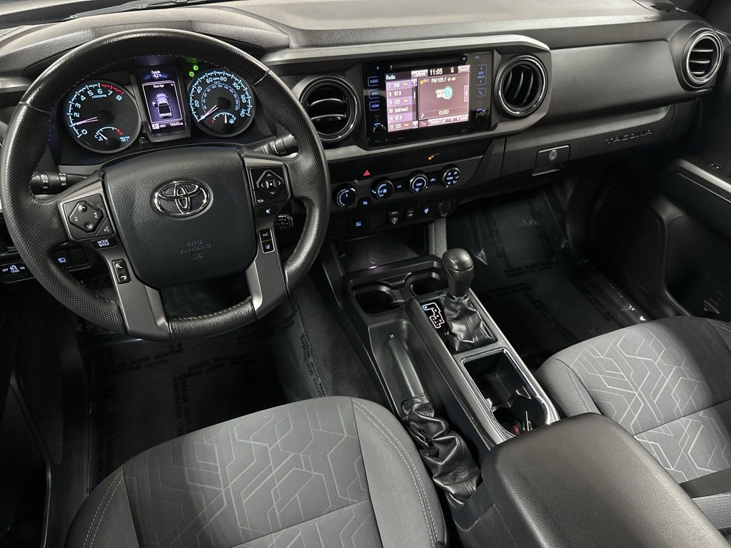 Used 2019 Toyota Tacoma TRD Sport image 13