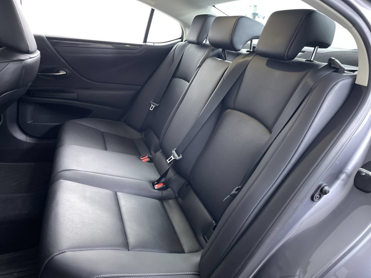 Used 2021 Lexus ES 350 w/ Accessory Package FWD image 20