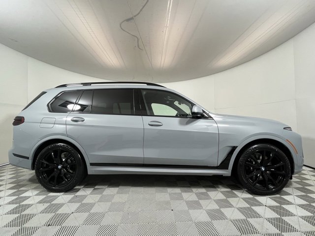 New 2026 BMW X7 xDrive40i w/ Executive Package image 8