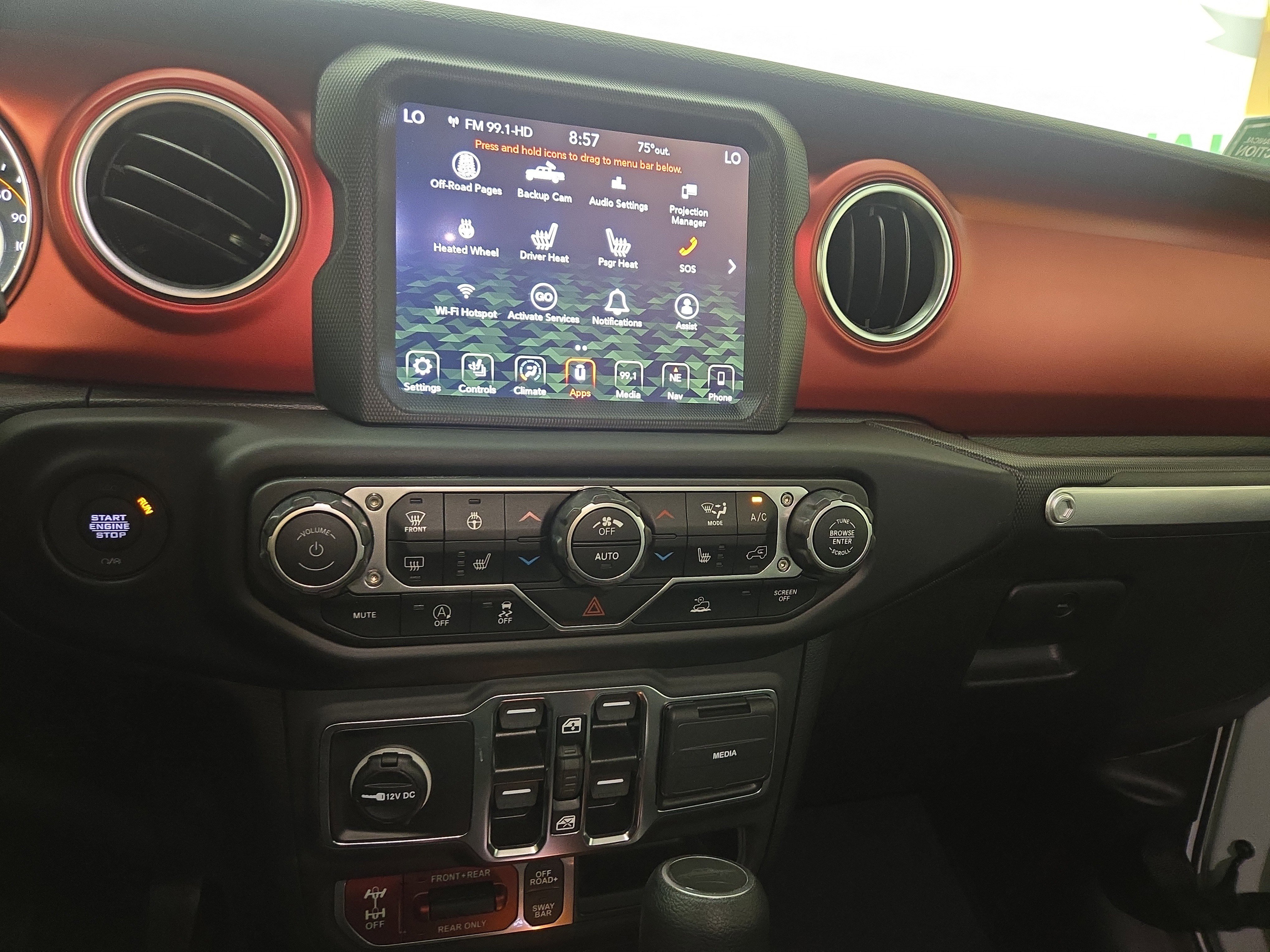 Certified 2023 Jeep Gladiator Rubicon w/ LED Lighting Group AWD/4WD image 23