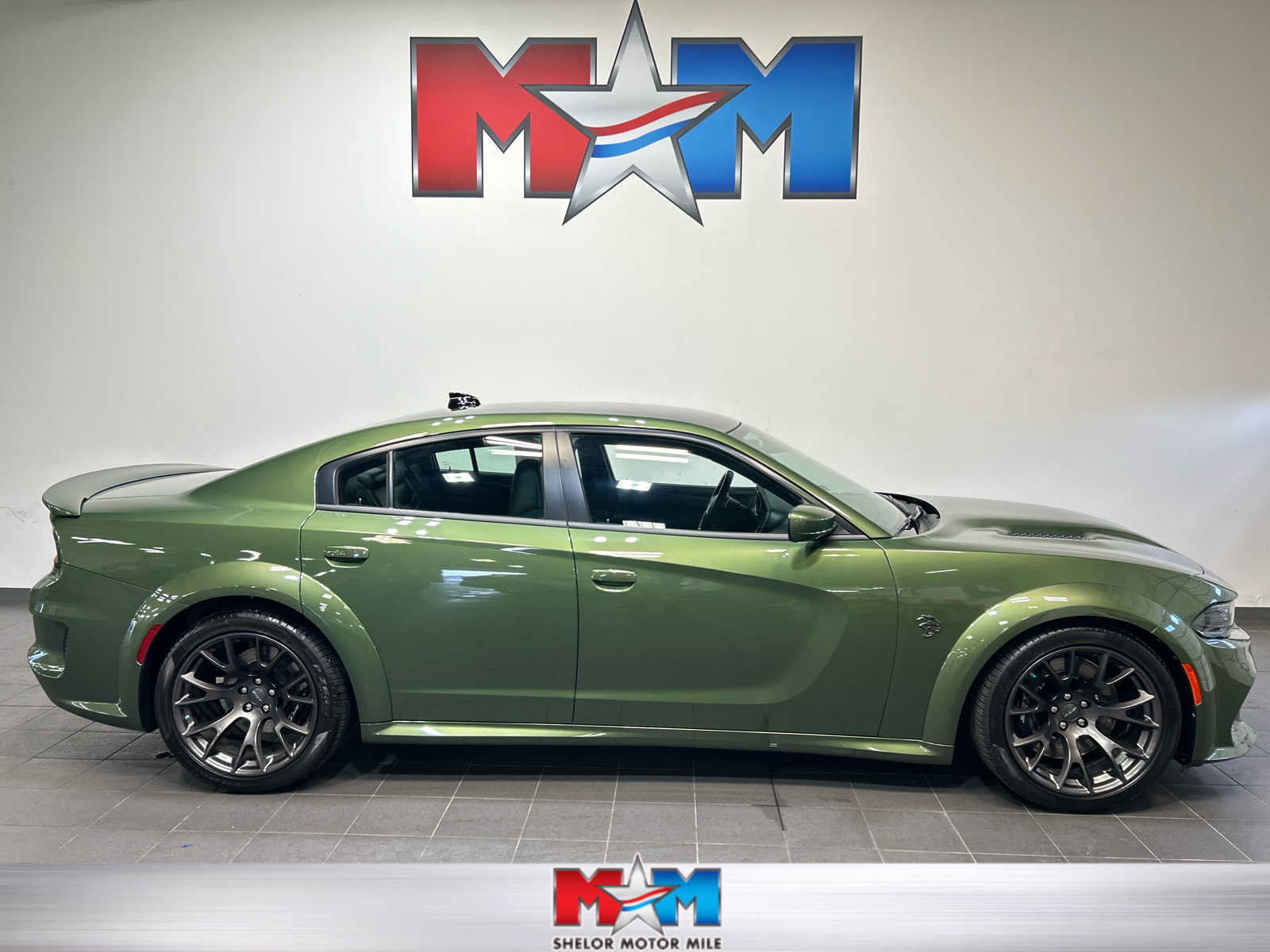 Used 2021 Dodge Charger SRT Hellcat RWD image 1
