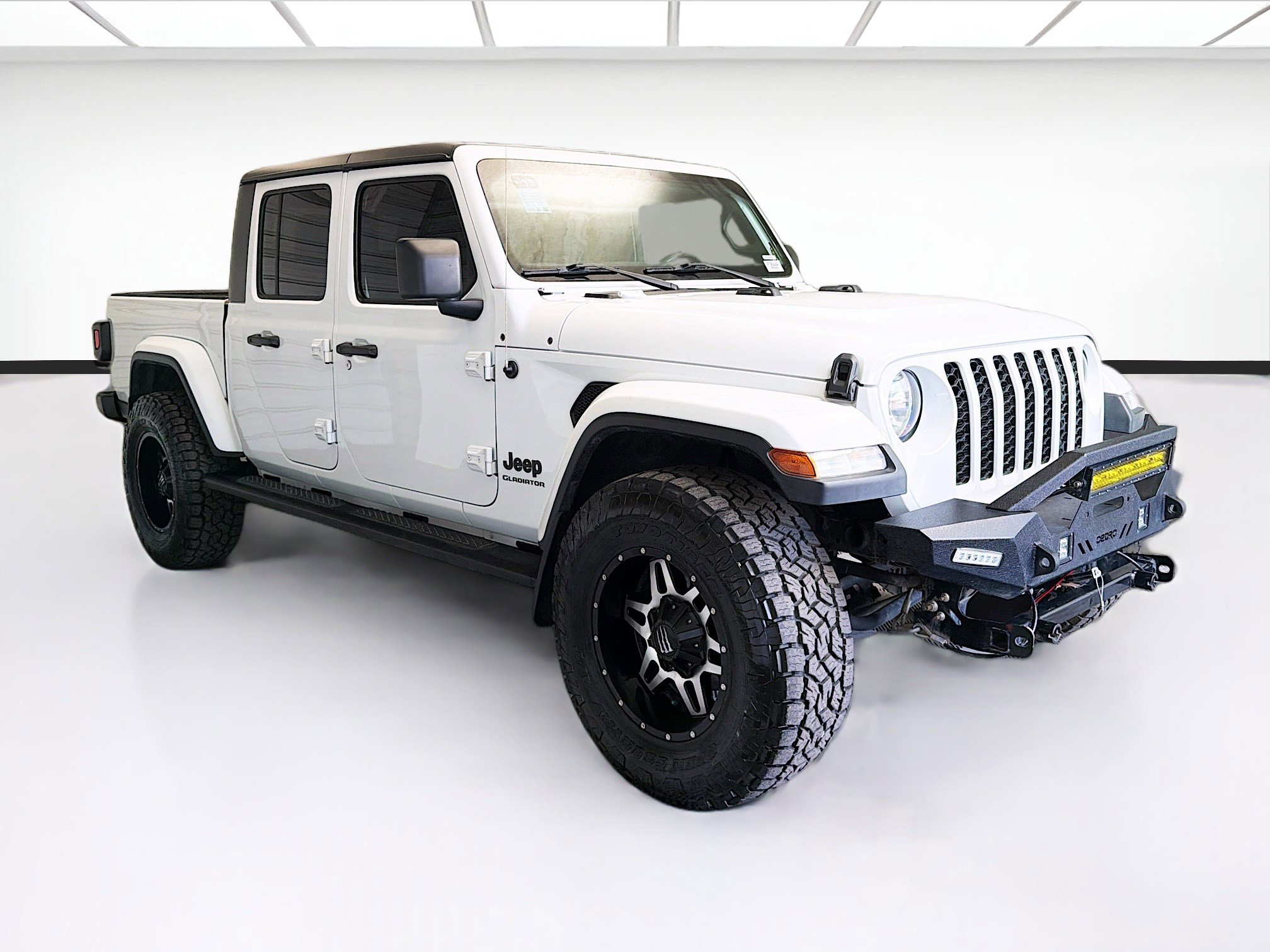 Used 2021 Jeep Gladiator Sport AWD/4WD image 3