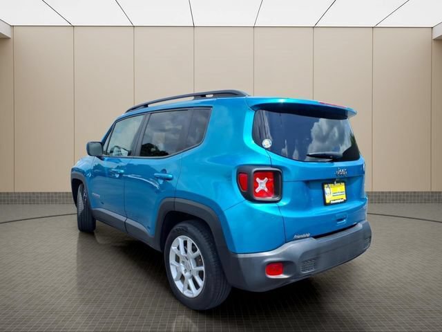 Used 2019 Jeep Renegade Latitude FWD image 9