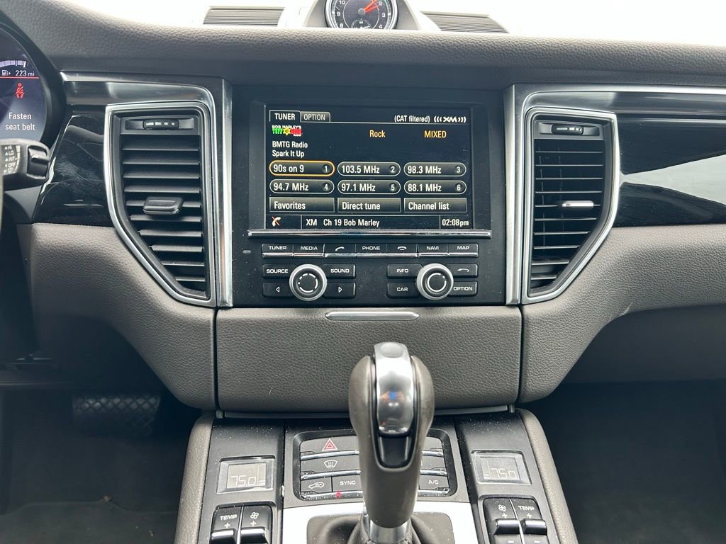 Used 2016 Porsche Macan S AWD/4WD image 23