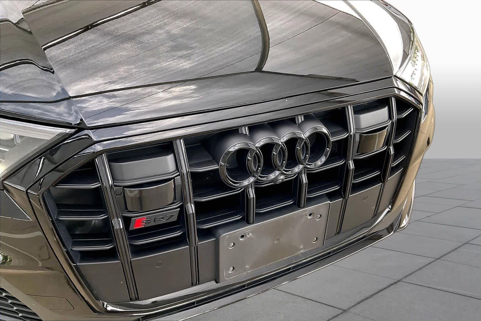 Used 2023 Audi SQ7 Prestige w/ Prestige Package AWD/4WD image 28