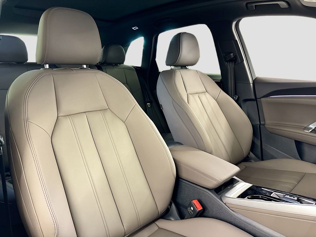 New 2025 Audi Q5 2.0T Premium Plus image 15