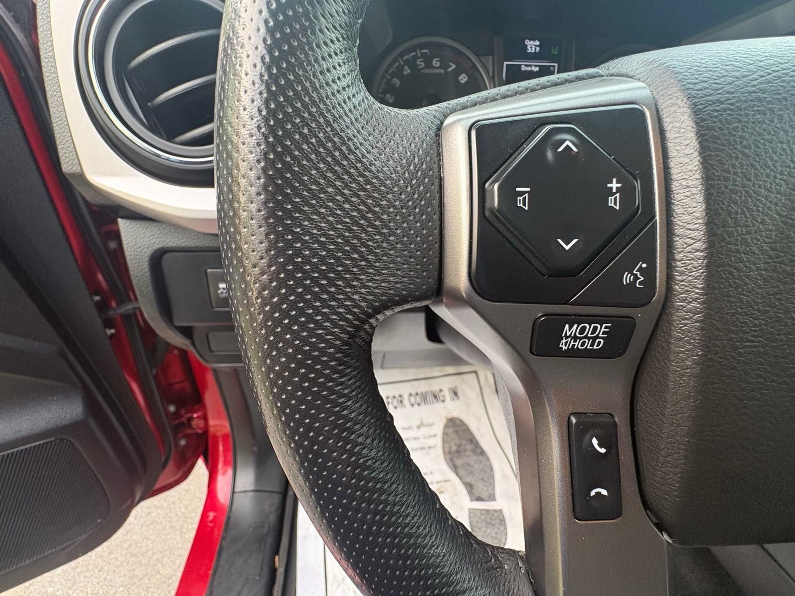 Used 2023 Toyota Tacoma SR5 AWD/4WD image 29