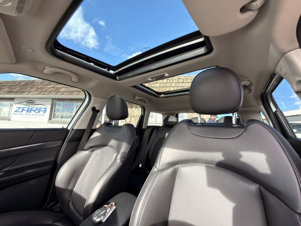 Used 2019 MINI Cooper Countryman S w/ Convenience Package image 21