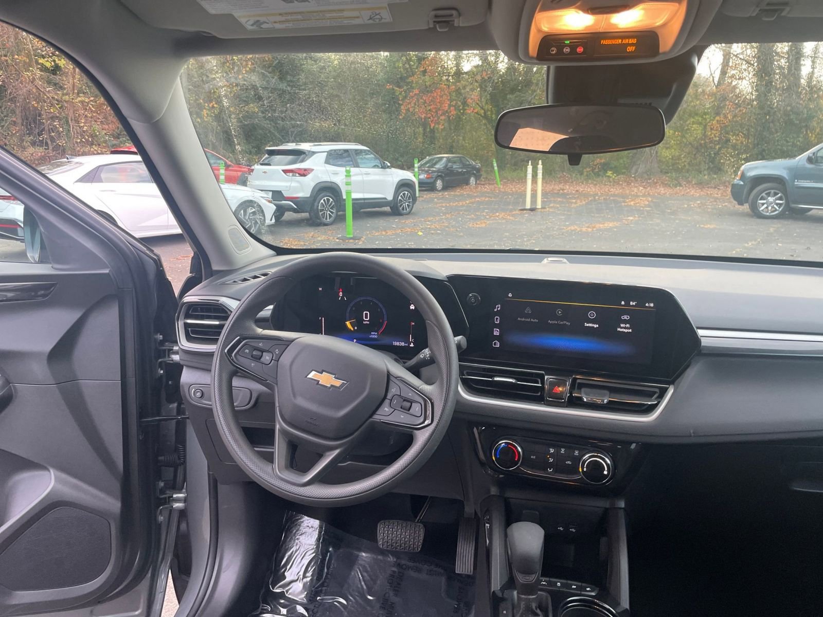 Used 2025 Chevrolet TrailBlazer LT image 30